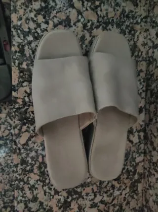 Zapatos Beige