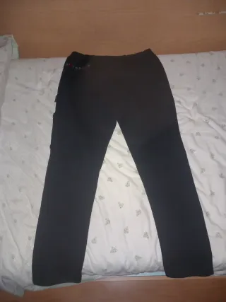 Pantalones chándal Hoodrich negros