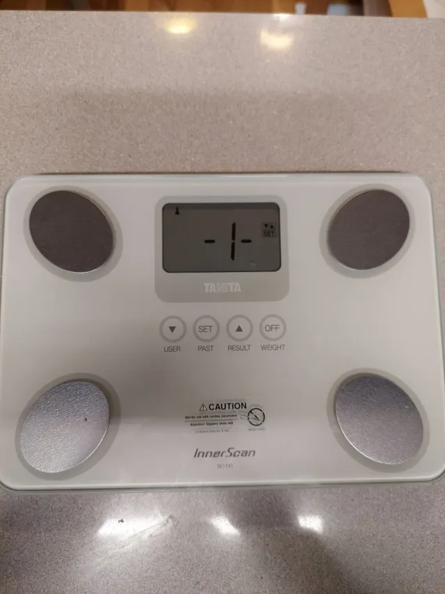 Báscula Tanita InnerScan BC-731