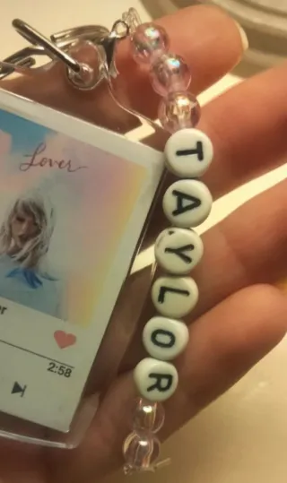 Portachiavi Taylor Swift" Cruel Summer"