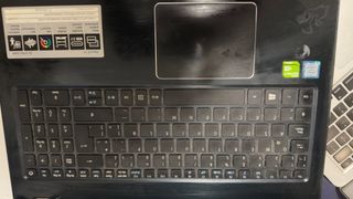 Acer Aspire E5 Laptop - Repuestos - enciende bien