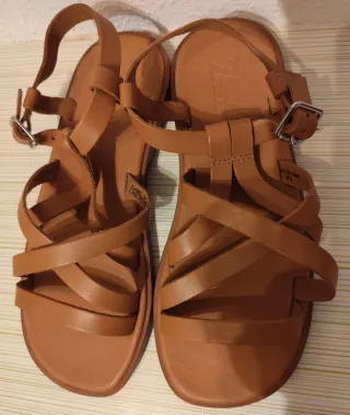 Sandalias Zara Talla 35 Marrón