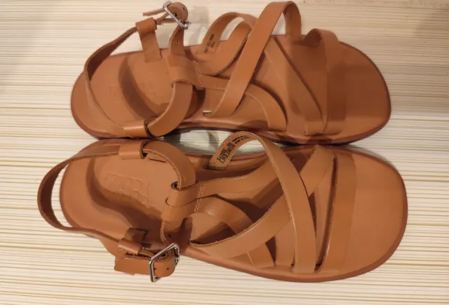 Sandalias Zara Talla 35 Marrón