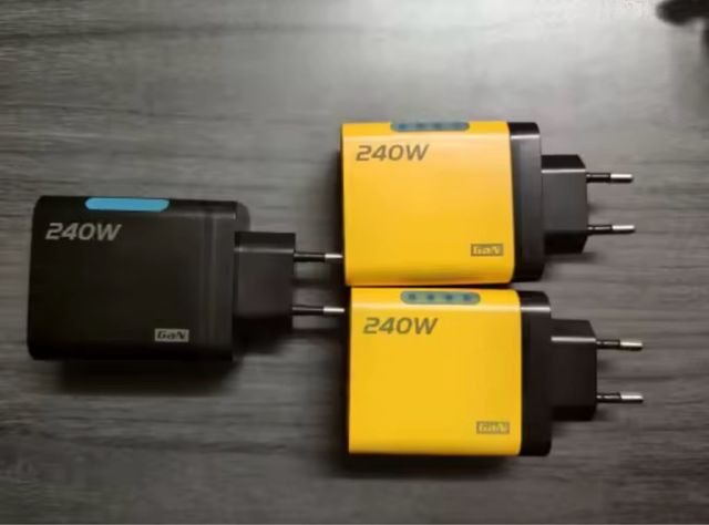 Cargador USB C 240W GaN Carga Rápida