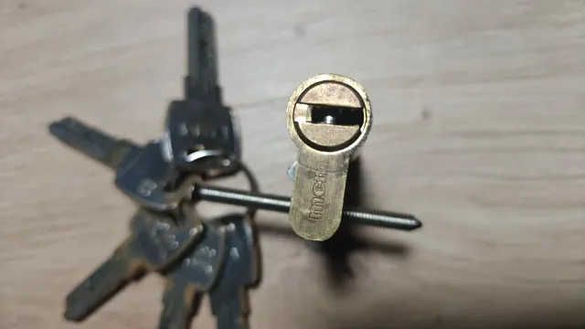 Cerradura seguridad Bombín con 5 llaves