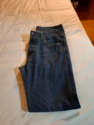 Pantalón vaquero Levi's azul