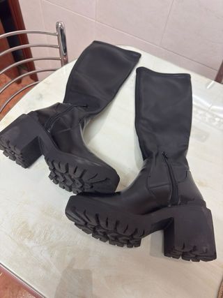 Botas altas mujer negras