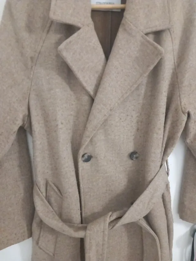 Abrigo de invierno beige