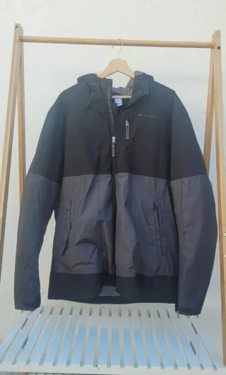 Chaqueta Quechua Negra y Gris