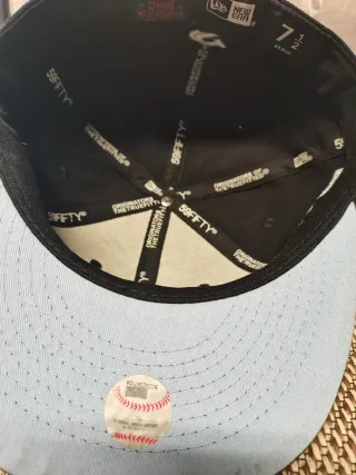 Gorra New Era 59Fifty Negra Flores Talla 7.1/2