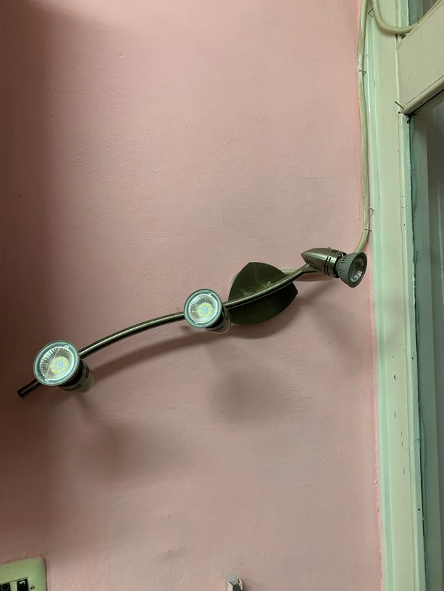 Lámpara de pared moderna