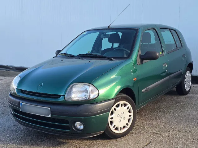 Renault Clio 2002