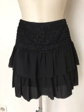 Falda Nolita volantes negra