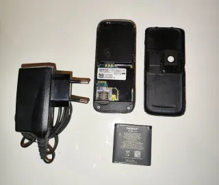 Telefono Mobile Nokia 6234 con Caricatore