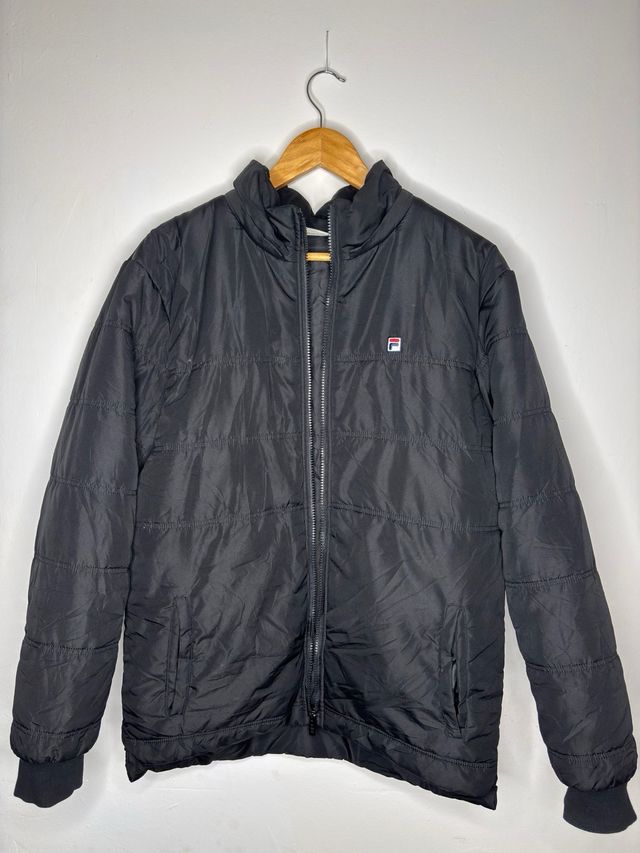 Chaqueta Fila Puffer Negra Vintage Sin Capucha