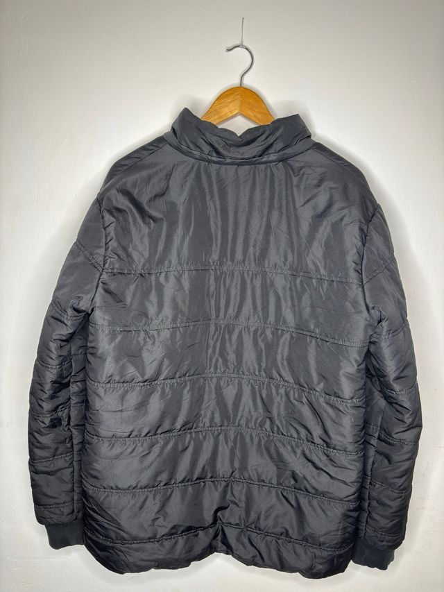 Chaqueta Fila Puffer Negra Vintage Sin Capucha