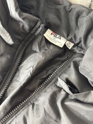 Chaqueta Fila Puffer Negra Vintage Sin Capucha