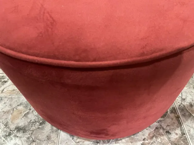 Puff redondo terciopelo rojo