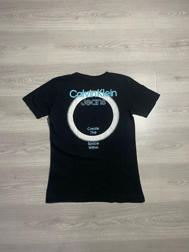 Camiseta Calvin Klein Jeans Negra