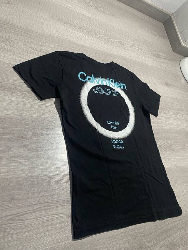 Camiseta Calvin Klein Jeans Negra