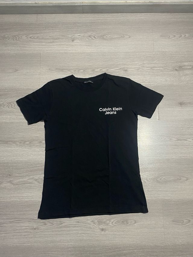 Camiseta Calvin Klein Jeans Negra