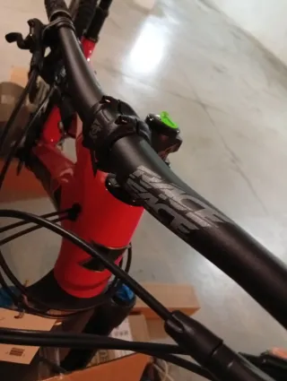 E-MTB NOX Helium Enduro 7.1 254watt tg M nuova