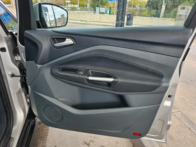 Ford Grand C-MAX 2013