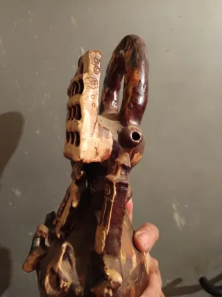 Antiguos botijos y jarra de Cuenca