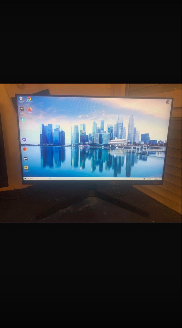 Monitor Samsung LF24T35 – 24” Full HD 1080p – 75