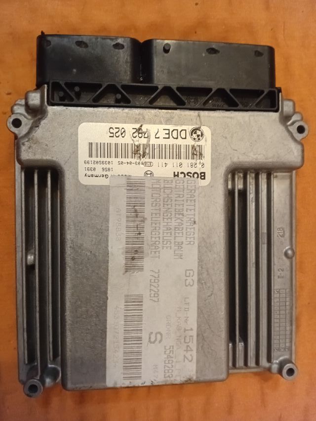 Centralita Motor Bosch DDE 7 792 025