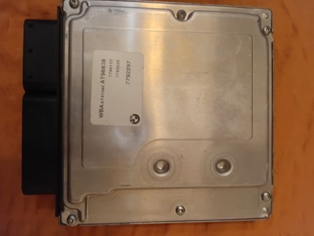 Centralita Motor Bosch DDE 7 792 025