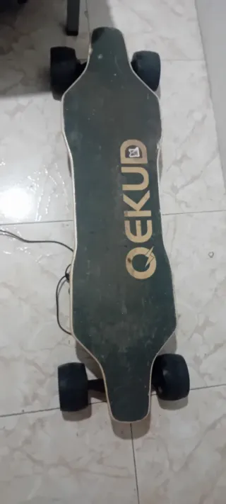 Patineta Eléctrica Qekud con Control Remoto