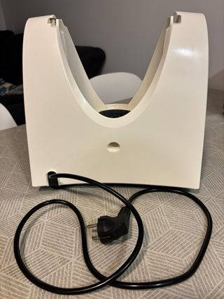 Thermomix TM 31 con libros y funda