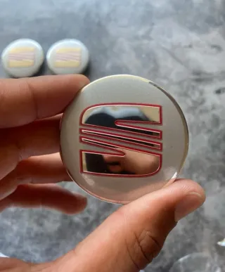 CENTRO BUJE RUEDA LLANTA TAPACUBOS SEAT 5F0601171