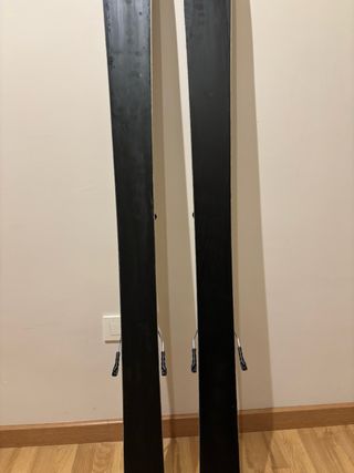 Esquís de travesía Atomic Backland 86SL + pieles