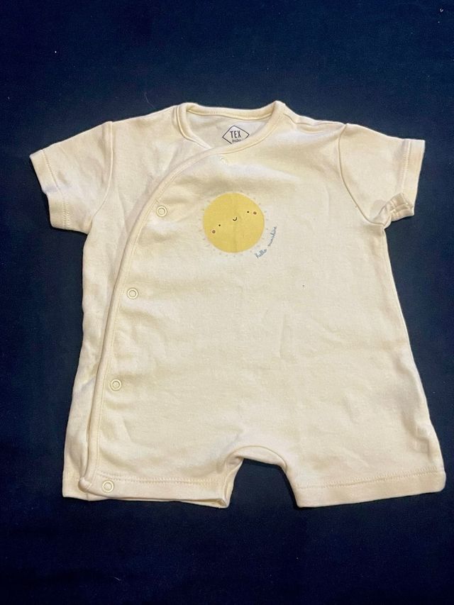 Pijama cruzado bebé sol hello sunshine