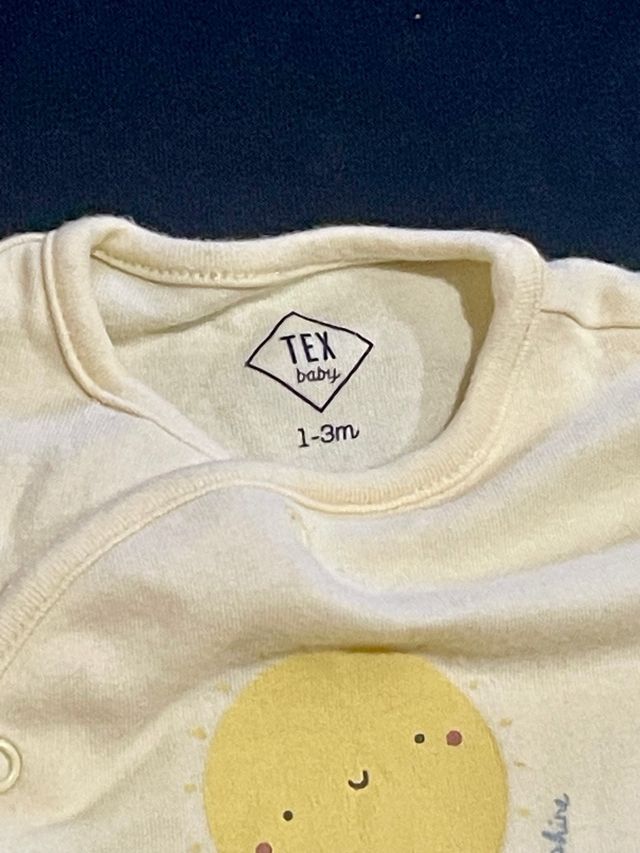 Pijama cruzado bebé sol hello sunshine