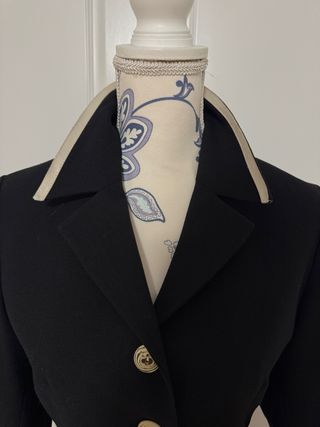 Blazer entallada negra Vintage