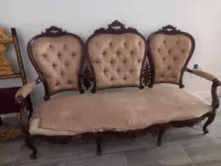 Sofá antiguo y 2 sillones madera y tela
