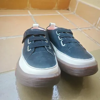 Zapatillas negras de piel negras talla 39