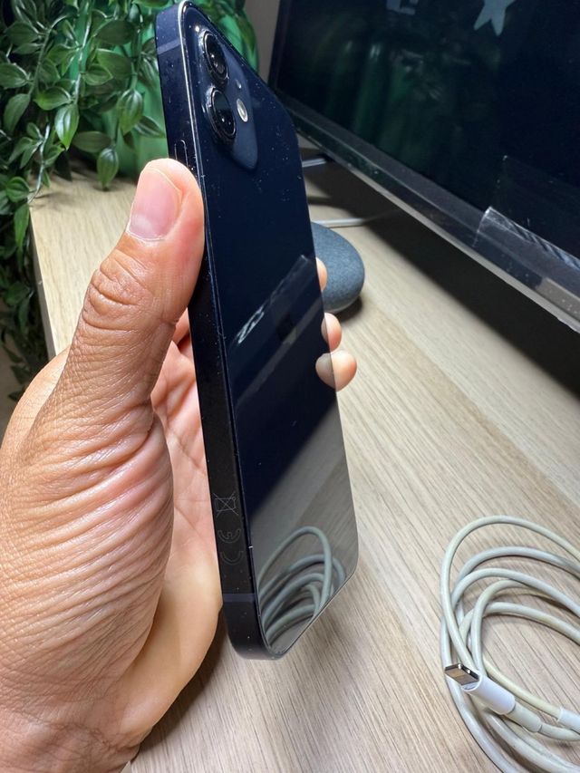 iPhone 12 64 GB Azul Marino