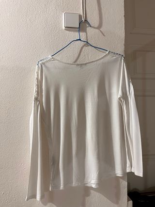 Camiseta Massimo Dutti blanca detalles encaje