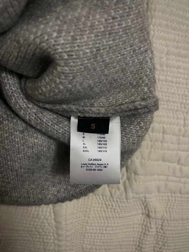 Jersey Louis Vuitton Gris con Logo Blanco