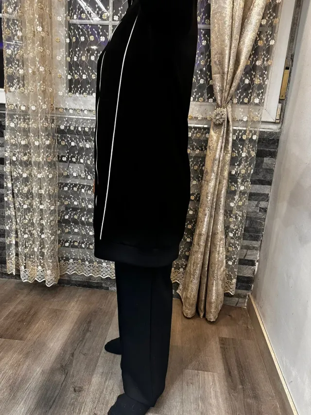 Conjunto deportivo mujer negro