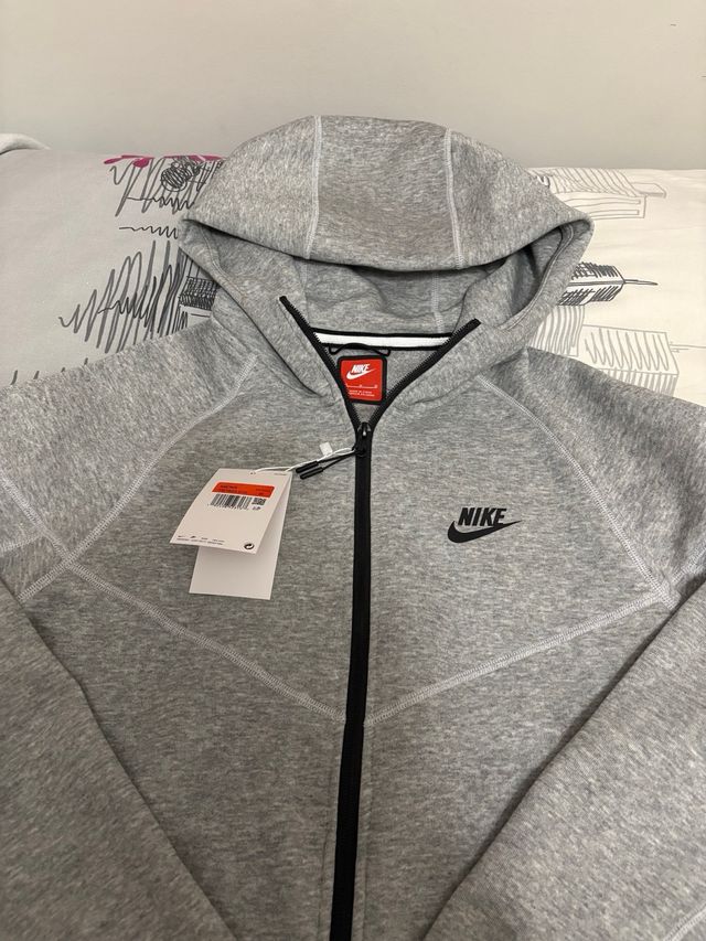 Sudadera Nike Tech Fleece Gris Talla M