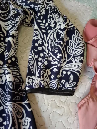 Vestidos de corte por la rodilla