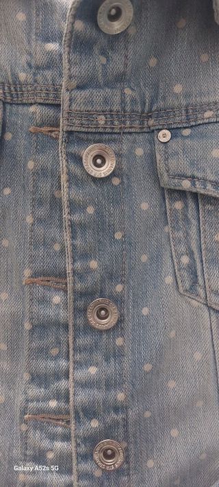 Chaqueta vaquera Stradivarius lunares