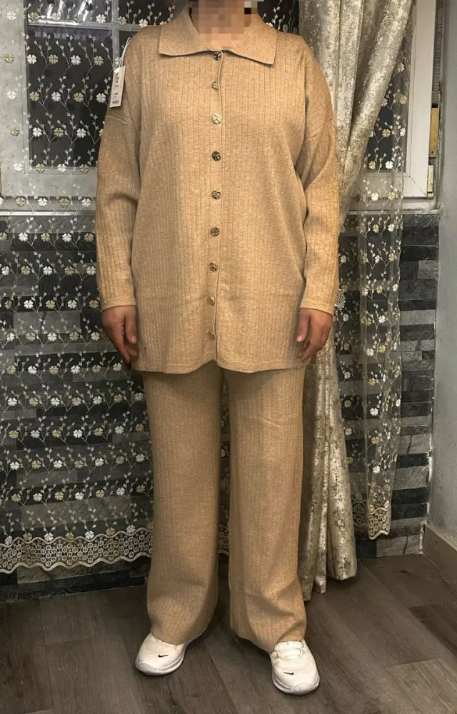 Conjunto mujer beige