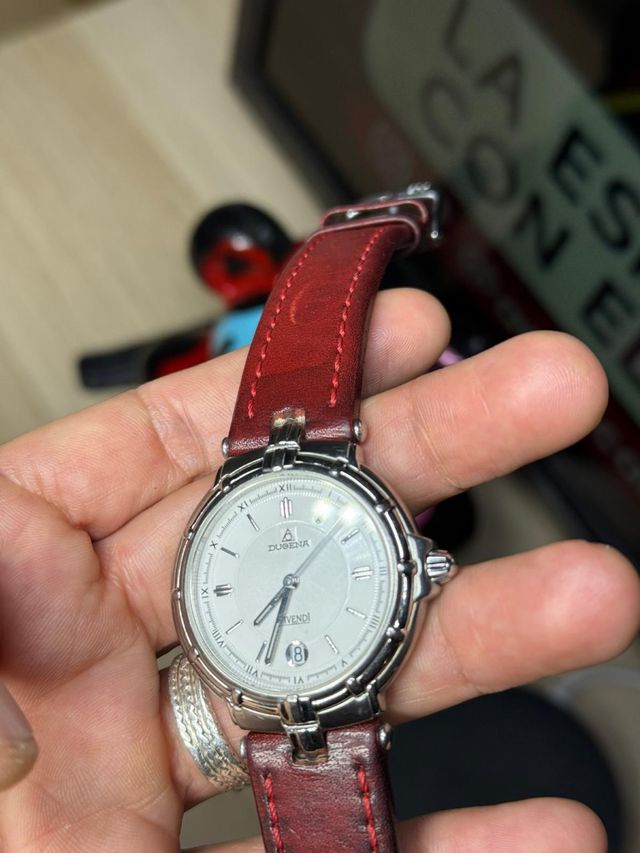 Reloj DUGENA