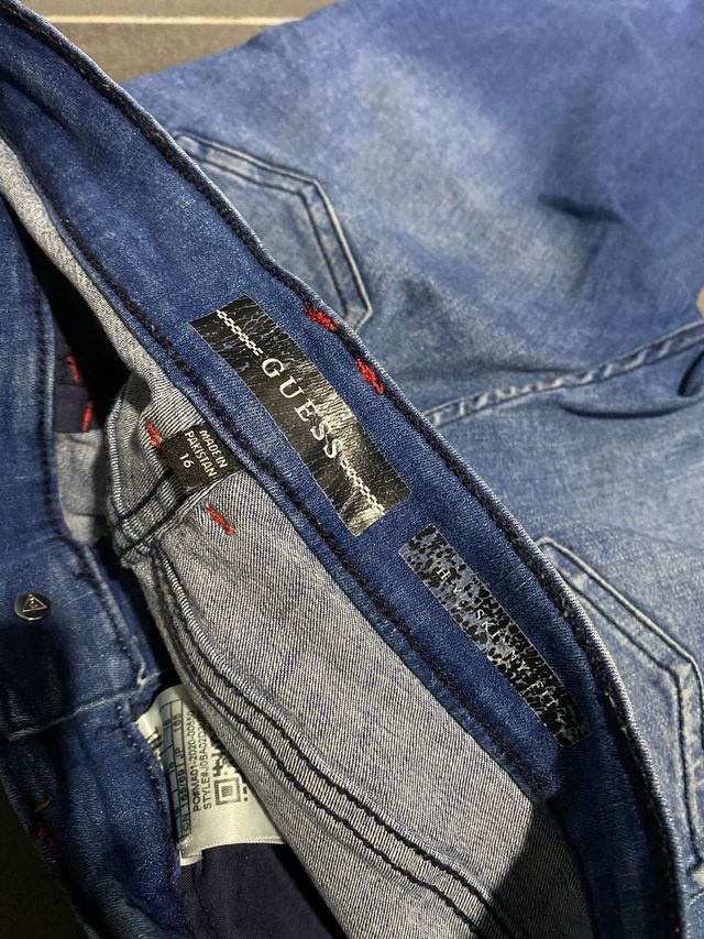 Jeans Guess Blu con banda laterale rossa